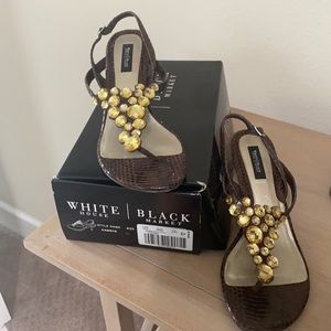 Whitehouse Black Market Women’s Brown Shoe Size 10